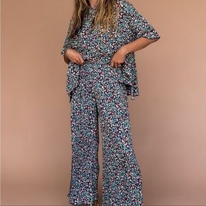 Dressed in LALA Pleated Floral Set (Size SMALL!)